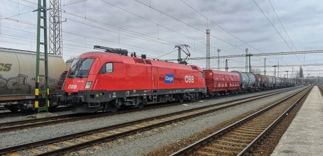 10 éve húzzák saját mozdonyok a Rail Cargo Hungaria vonatait
